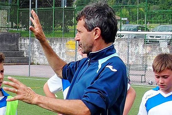 Maurizio Ganz Insegna Calcio (Foto Sportland Academy)